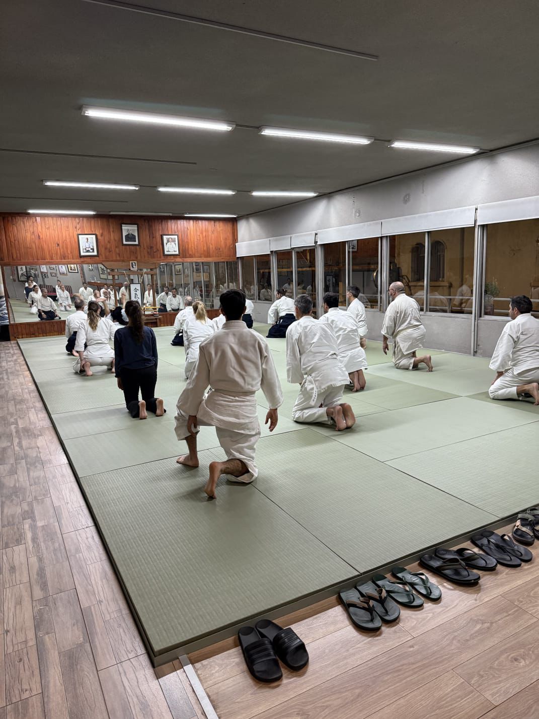 Practicantes en el dojo de Córdoba Aikikai Centro